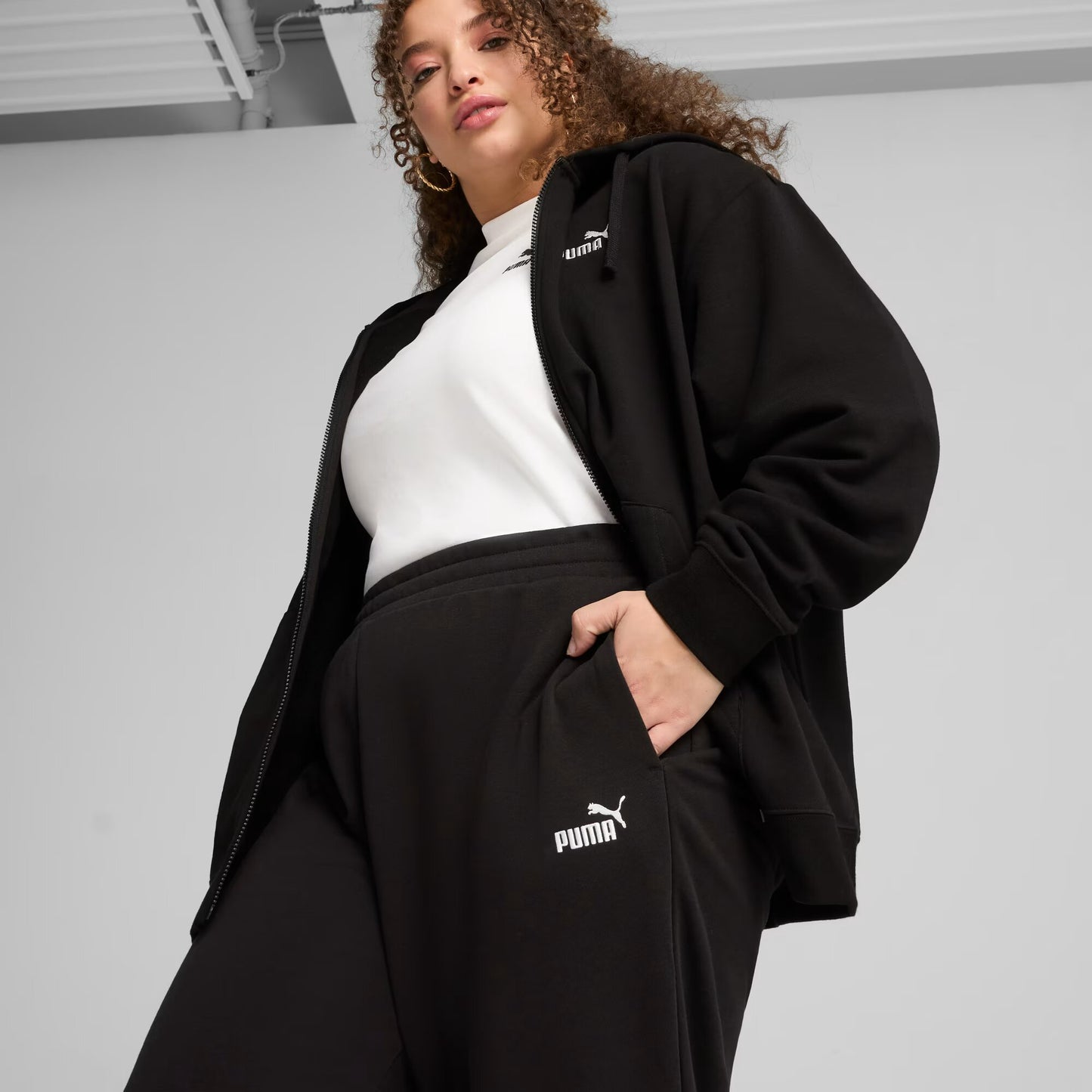 ESS Small No.1 Logo Sweatpnts TR Women