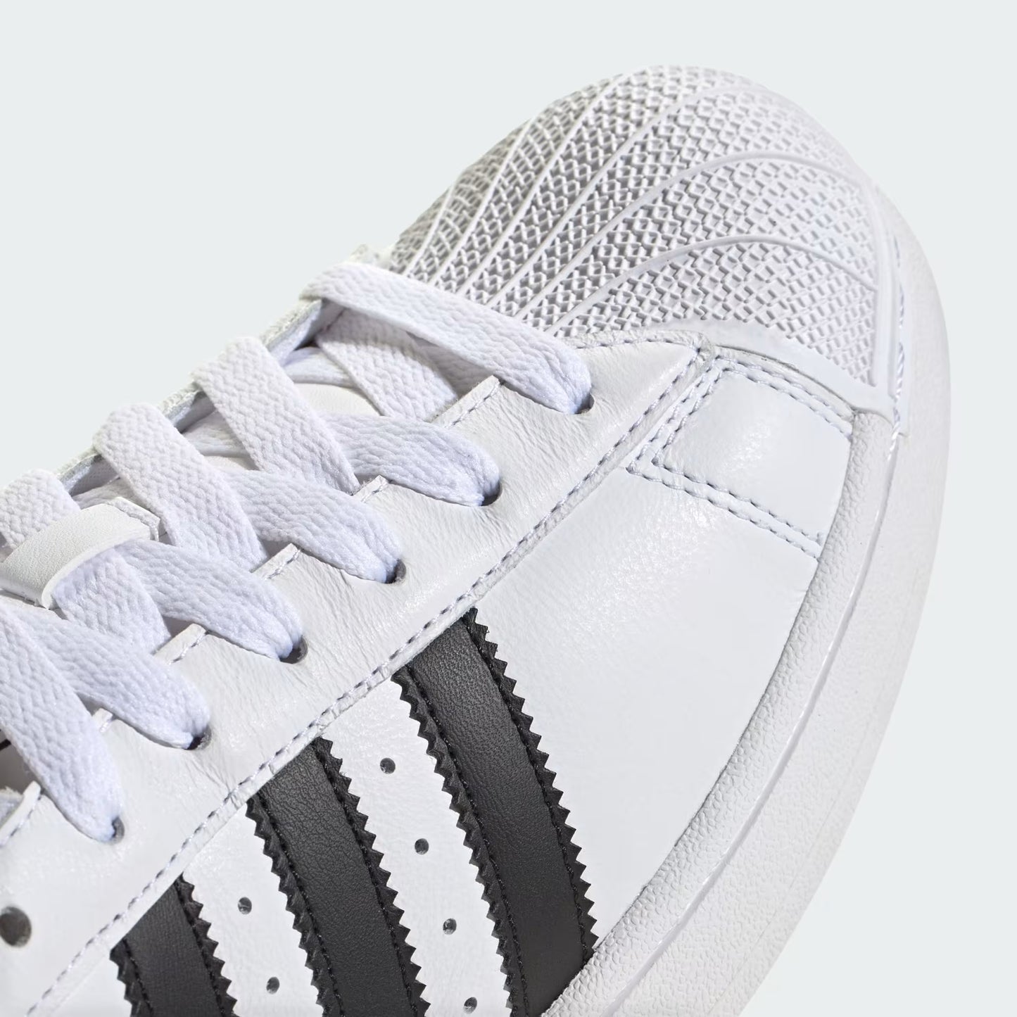 SUPERSTAR II Women