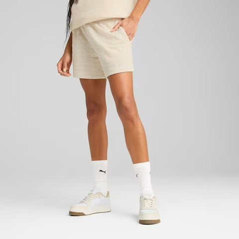 ESS ELEVATED High-Rise Shorts 5 Women