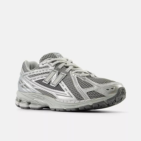 NEW BALANCE 1906 Women