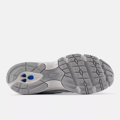 NEW BALANCE 740 Women